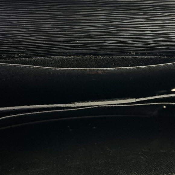 Louis Vuitton Black Epi Briefcase - Picture 10 of 16